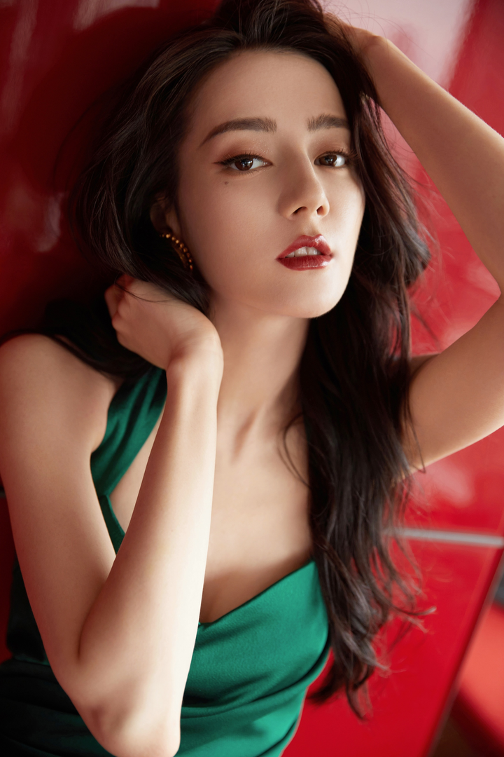 Cuộc đối đầu gay cấn của 2 mỹ nhân Địch Lệ Nhiệt Ba, Triệu Lộ Tư - 3