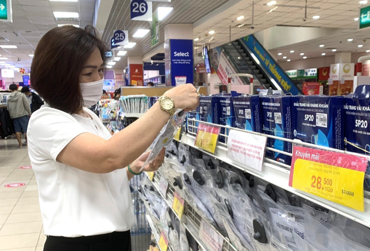 Hệ thống bán lẻ Saigon Co.op tiếp tục giảm giá nhu yếu phẩm chống dịch - 1