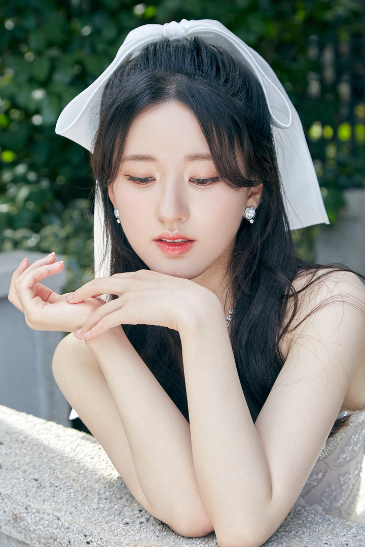 Cuộc đối đầu gay cấn của 2 mỹ nhân Địch Lệ Nhiệt Ba, Triệu Lộ Tư - 9