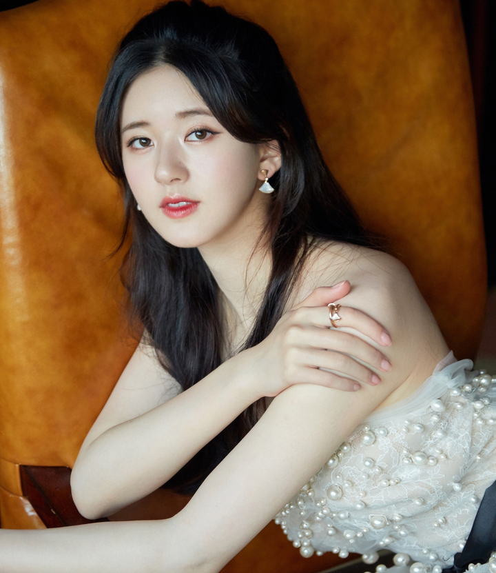 Cuộc đối đầu gay cấn của 2 mỹ nhân Địch Lệ Nhiệt Ba, Triệu Lộ Tư - 5