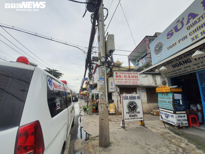 Thanh tra phòng khám tư liên quan ca nghi mắc COVID-19 chết khi chuyển viện - 1