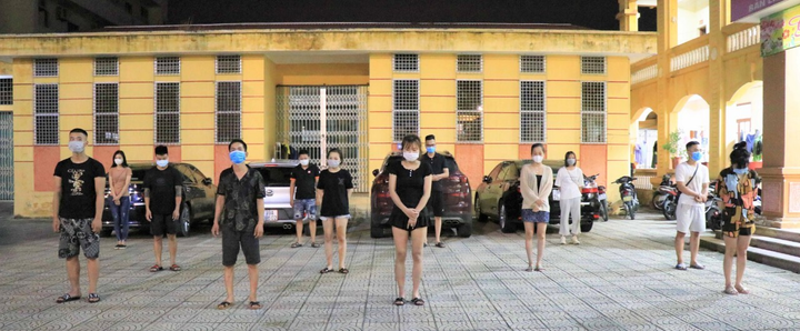 11 nam nữ thanh niên bay lắc trong quán karaoke ở tâm dịch Bắc Ninh - 1