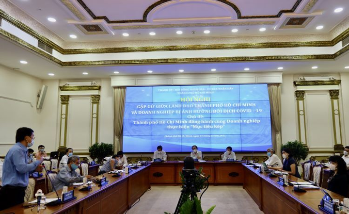 Doanh nghiệp lương thực, thực phẩm TP.HCM đang đứng trên đống lửa - 2