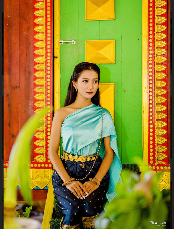 10x sở hữu làn da bánh mật ‘đánh bật’ định kiến ‘con gái da trắng mới xinh’ - 8