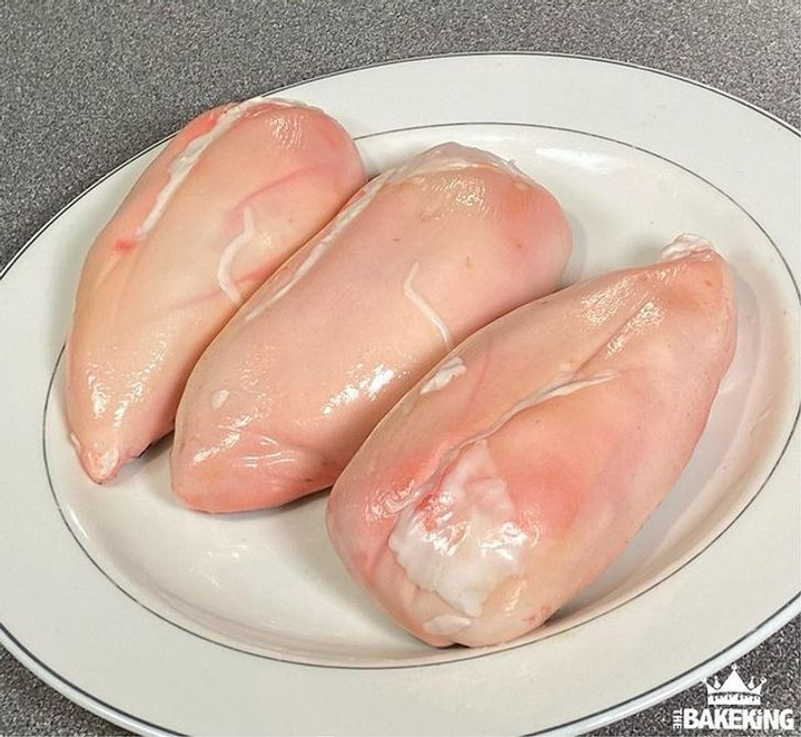 Loạt ảnh 'thật giả bất phân' gây tranh cãi: Đâu là đồ thật, đâu là bánh ăn? - 4