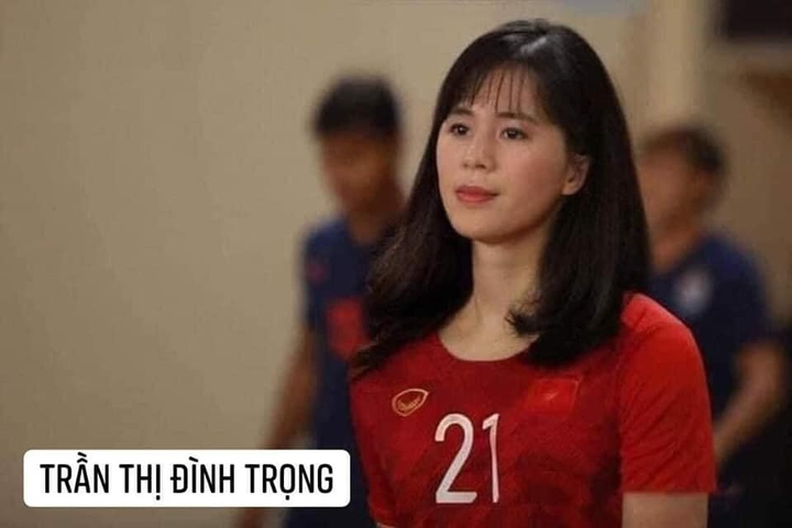 Thư giãn trước giờ G: Hé lộ thầy trò HLV Park có 'chị em sinh đôi' xinh như mộng - 8