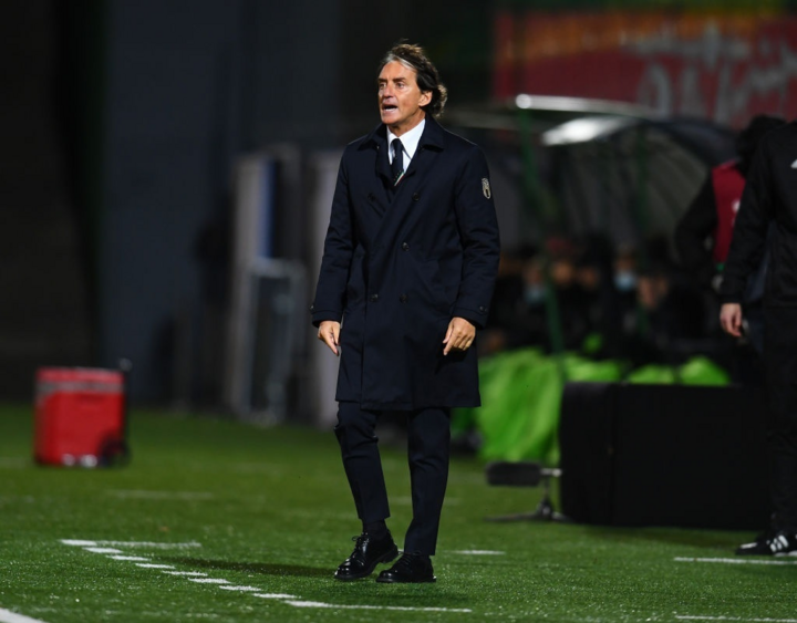 Roberto Mancini: Người phục hưng bóng đá Italy - 1