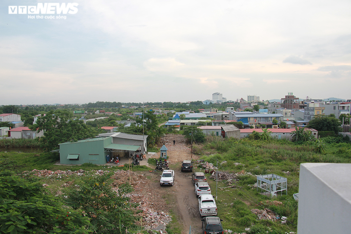 Cận cảnh 159 công trình 'mọc' trái phép trên đất Quốc phòng sắp bị cưỡng chế - 1