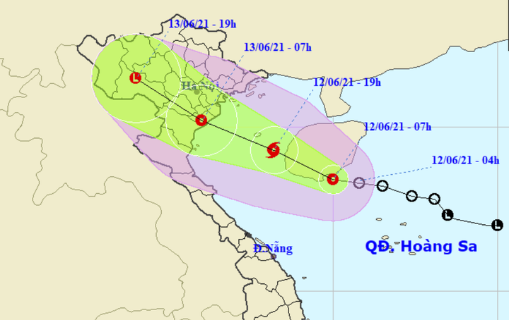 Áp thấp nhiệt đới khả năng mạnh thành bão, hướng thẳng Bắc Bộ - 1
