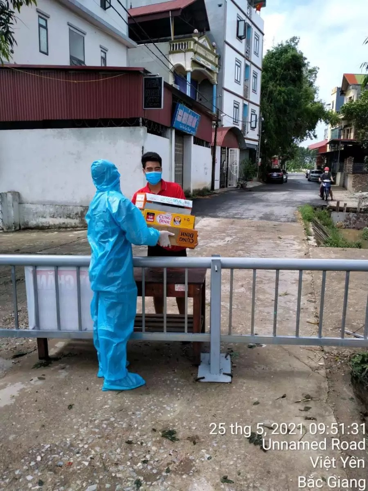 Chuyển phát nhanh J&T Express tiếp sức cùng Việt Nam chống dịch COVID-19 - 4