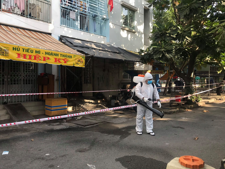 TP.HCM khẩn tìm người đến 5 điểm tại quận 5 liên quan ca nghi mắc COVID-19 - 1
