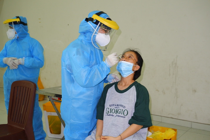 TP.HCM tìm người đến Ngân hàng Á Châu quận 5 - 1