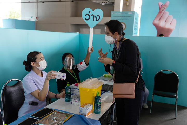 Đông Nam Á tăng tốc tiêm vaccine phòng COVID-19 - 3