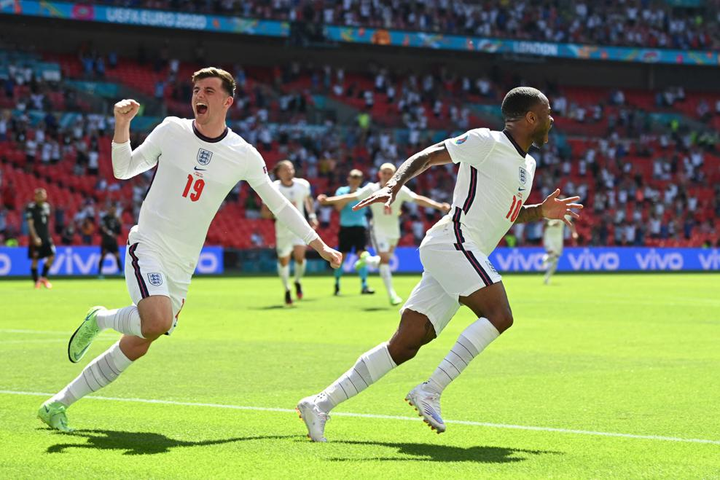 Raheem Sterling: Xoá bỏ định kiến, chơi hay nhất tuyển Anh tại EURO 2020 - 2