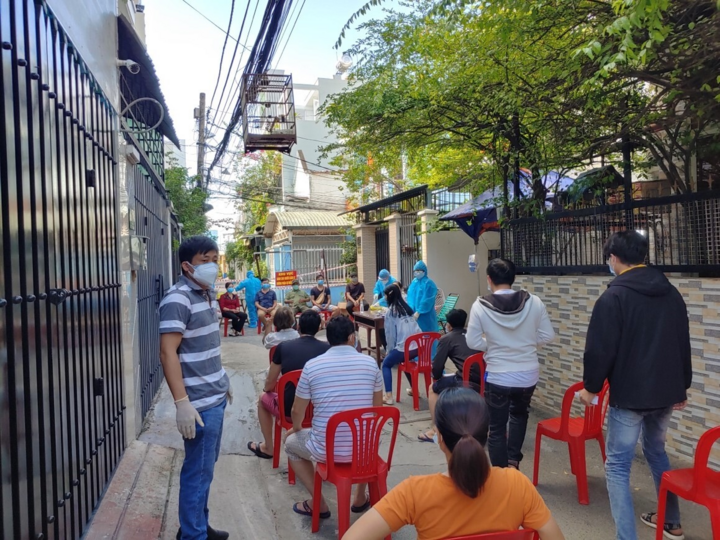 TP.HCM khẩn tìm người từng tới 4 điểm ở quận Bình Thạnh - 1