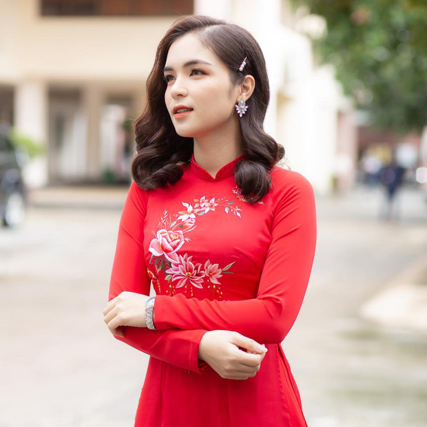 Chị Kính Hồng huyền thoại năm nào hóa ra có mối quan hệ đặc biệt với Hòa Minzy - 2