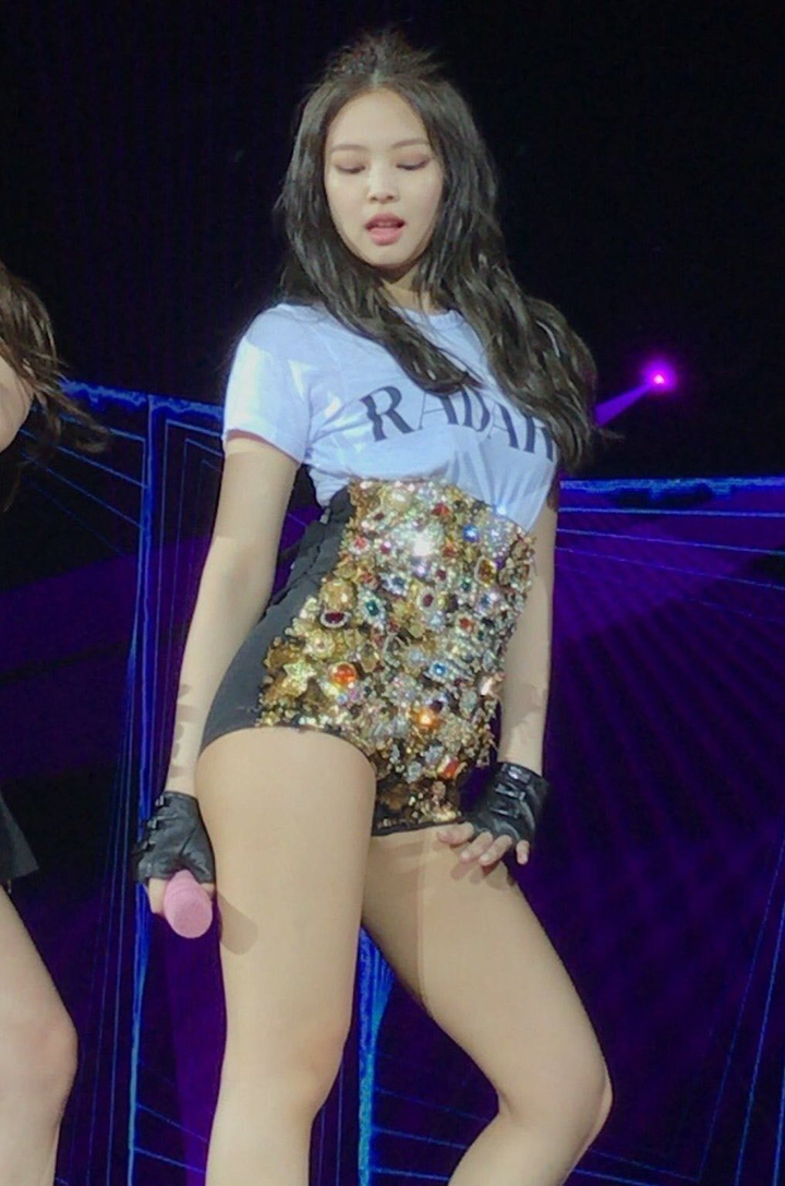 'Bóc mẽ' nhan sắc của idol Kpop qua ảnh chụp vội: Có đẹp như fan thường tung hô? - 11