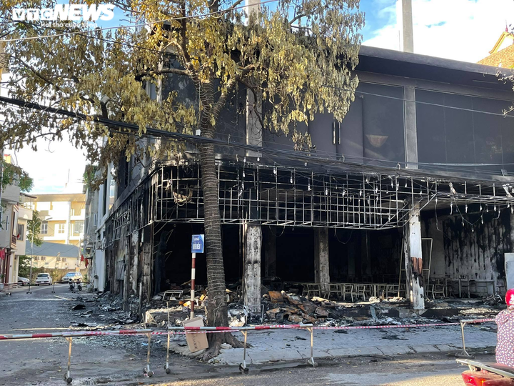 Công an Nghệ An thông tin vụ cháy phòng trà làm 6 người chết - 1