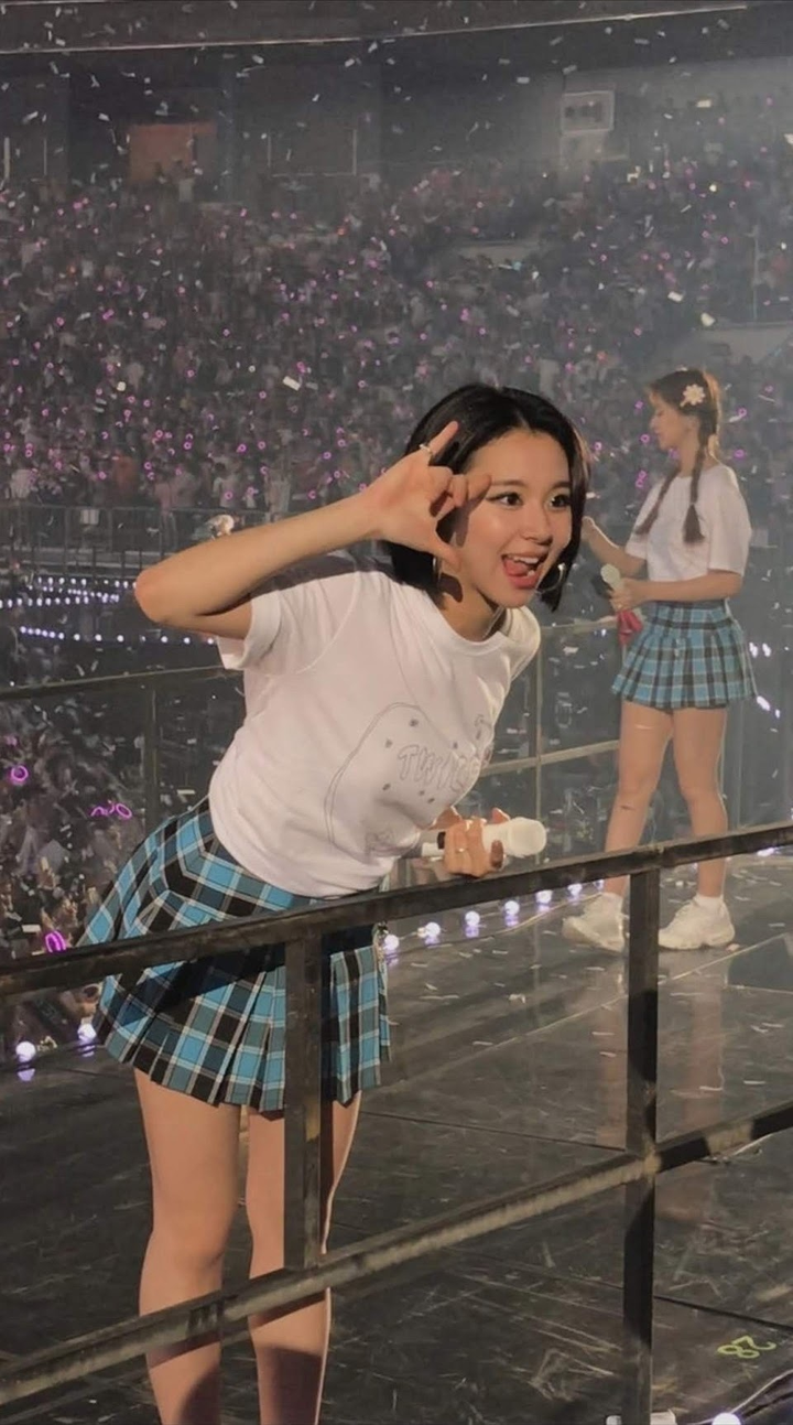 'Bóc mẽ' nhan sắc của idol Kpop qua ảnh chụp vội: Có đẹp như fan thường tung hô? - 3