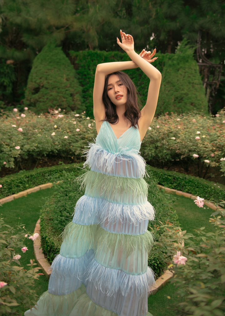 Á hậu Phương Anh đẹp mộng mơ trong bộ ảnh mừng tuổi mới - 11