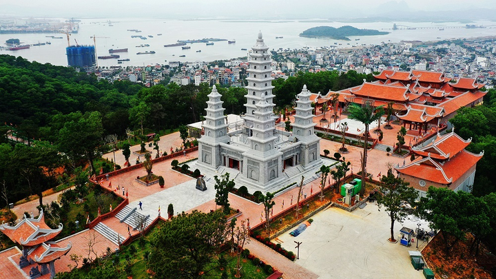 Đâu là 'chìa khóa vàng' tạo nên thế mạnh mới của du lịch Quảng Ninh? - 2