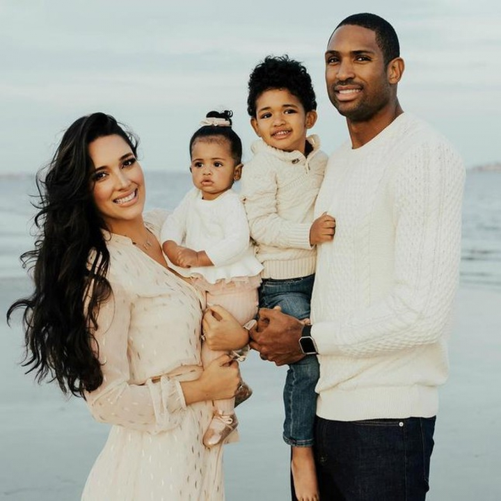 Chuyện tình đẹp của hoa hậu cao nhất lịch sử Miss Universe - 11