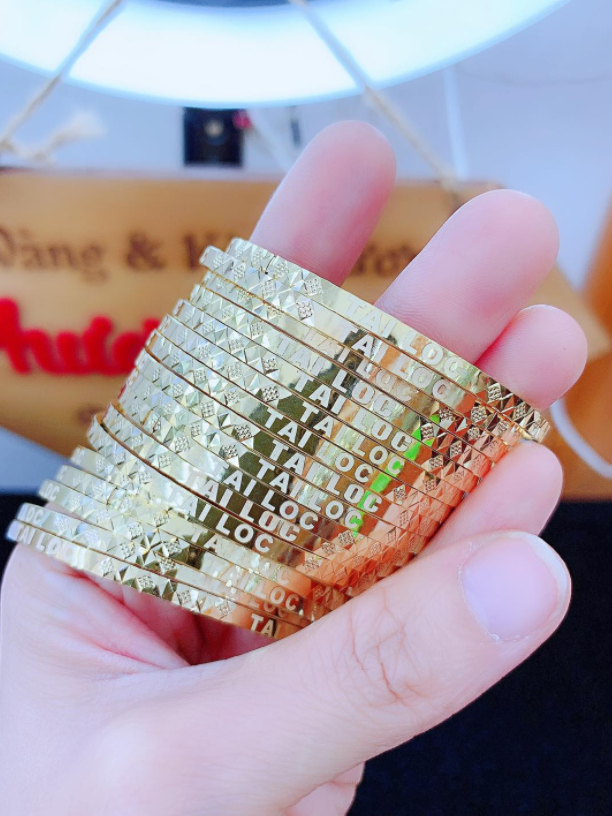 Tiệm vàng Phương Thảo: Tôn vinh nét đẹp người phụ nữ - 2