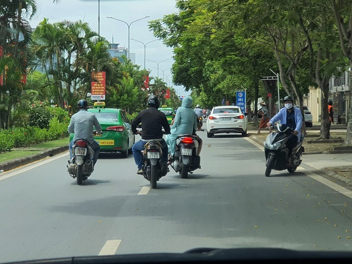 Nữ Thẩm phán TAND TP Hải Phòng bị ném sơn vào người - 1