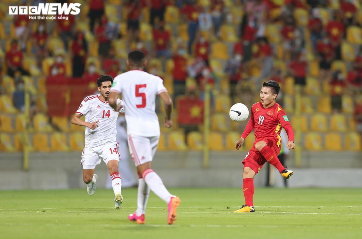 Trực tiếp bóng đá Việt Nam 2-3 UAE: Minh Vương tỏa sáng - 4
