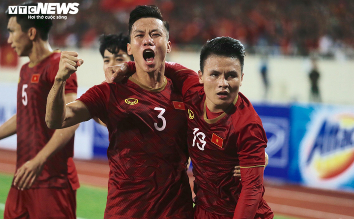 Tuyển Việt Nam viết tiếp giấc mơ World Cup: Chiến công của cả nền bóng đá - 1