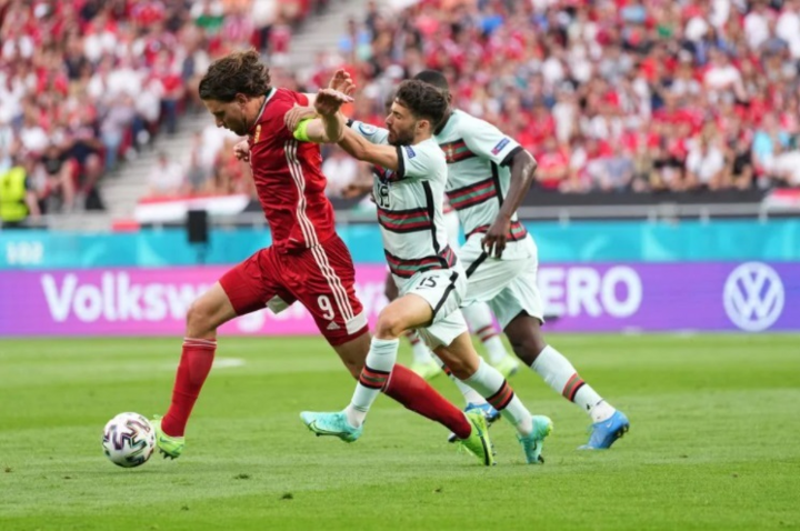 Trực tiếp bóng đá Hungary vs Bồ Đào Nha EURO 2020 - 1