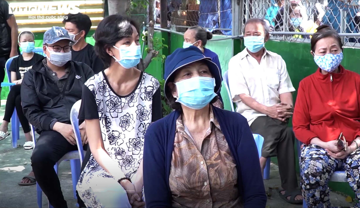 TP.HCM: 99 ca mắc COVID-19 trong vòng 24 giờ - 1