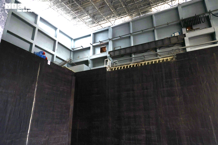 Ảnh: Nhà máy đốt rác 7.000 tỷ đồng lớn nhất Việt Nam vận hành thử nghiệm - 9