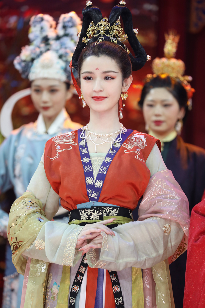 Mỹ nhân Trung Quốc nổi tiếng sau một đêm ảnh 4 Ảnh: Nhan sắc những mỹ nhân Trung Quốc nổi tiếng chỉ sau một đêm - 4