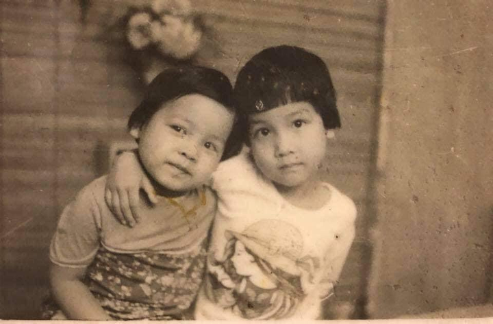 Khoe ảnh cũ, diva Mỹ Linh đố mọi người nhận ra mình hồi bé - 1