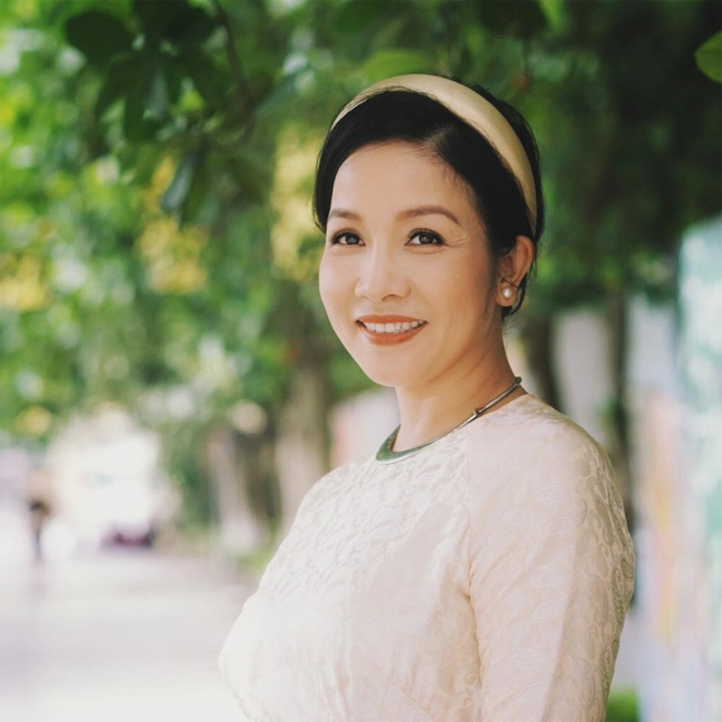 Khoe ảnh cũ, diva Mỹ Linh đố mọi người nhận ra mình hồi bé - 2