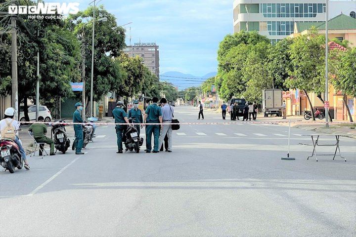 Thành phố Vinh cách ly xã hội theo Chỉ thị 16 từ 0h ngày 19/6 - 1