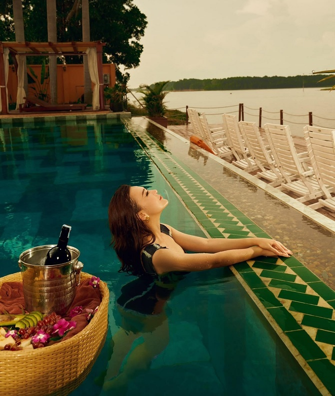 Phương Oanh 'Hương vị tình thân' khoe đường cong nóng bỏng trong bộ ảnh mới - 7