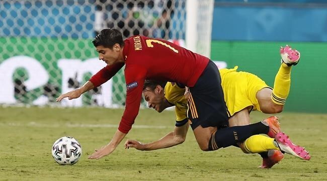 Cục diện EURO 2020: Chờ đợi gì sau lượt đấu thứ 2? - 3