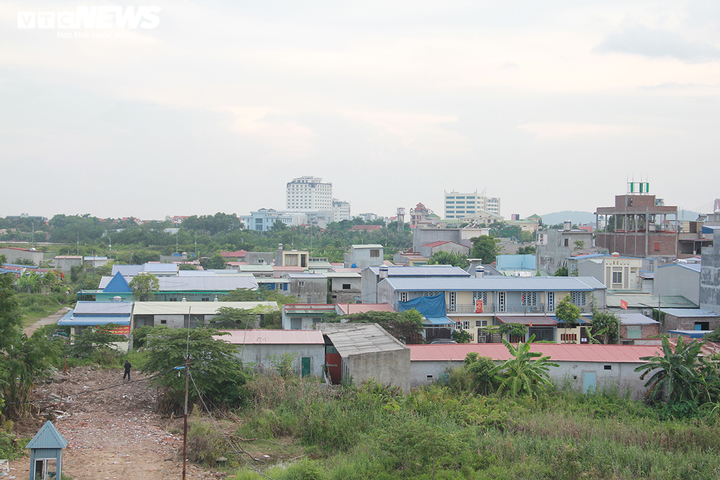 Cưỡng chế 159 công trình trái phép ở Hải Phòng: Xử lý nghiêm những kẻ kích động - 1