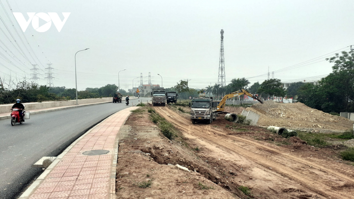 Bất động sản hạ nhiệt, lộ chiêu trò của 'tập đoàn cò' đất - 2