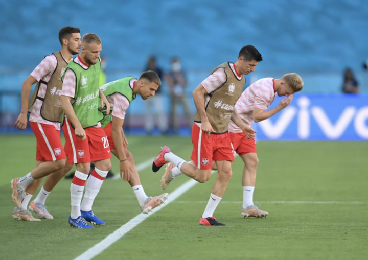 Trực tiếp EURO 2020 Tây Ban Nha 1-1 Ba Lan: Lewandowski tỏa sáng - 15