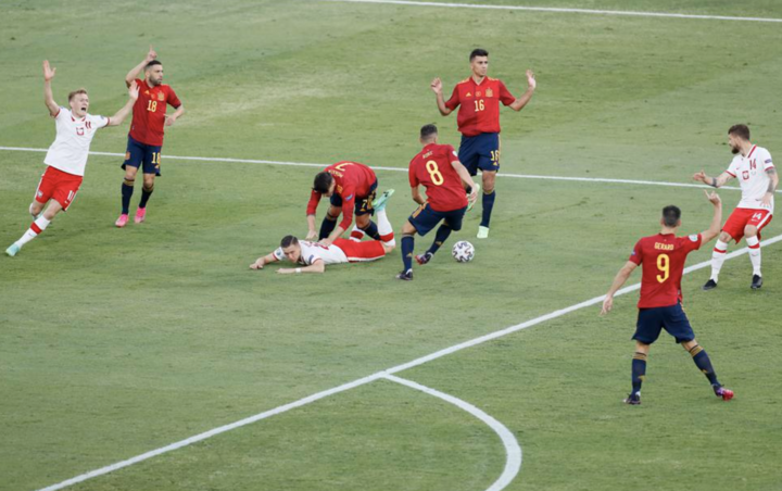 Trực tiếp EURO 2020 Tây Ban Nha 1-1 Ba Lan: Lewandowski tỏa sáng - 11