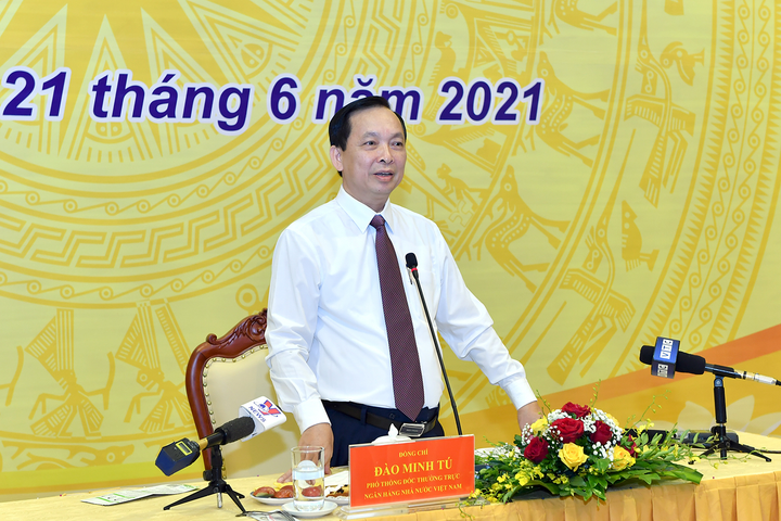 Nửa năm 2021, ngân hàng bơm hơn 468 nghìn tỷ đồng - 1