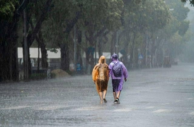 Hà Nội sắp đón mưa 'vàng' giải nhiệt chuỗi ngày nắng nóng 41 độ C - 1