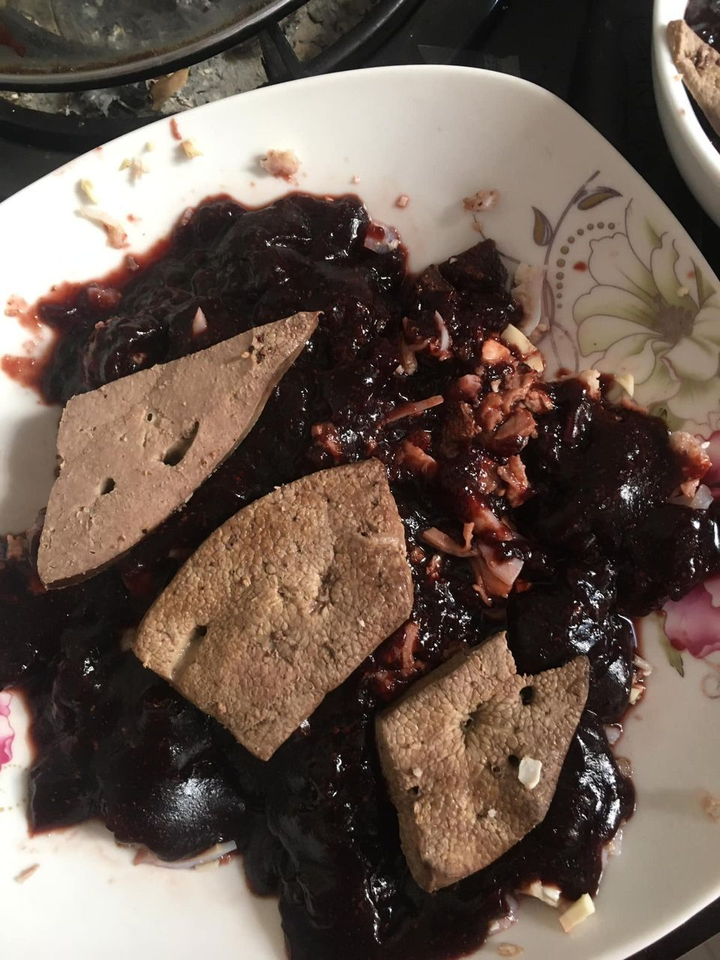 Hăm hở học làm tiết canh củ dền, cô nàng tạo sản phẩm khiến 'lão chồng' bỏ chạy - 2