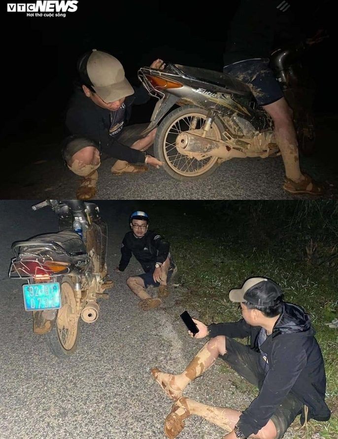 Khoảnh khắc phóng viên VTC News băng rừng, lội suối, đi vào tâm dịch tác nghiệp - 19