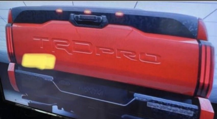 Toyota Tundra thế hệ mới lần đầu lộ diện - 3