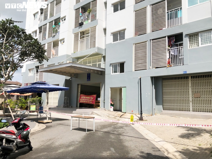 TP.HCM phong toả block H chung cư Ehomes Nam Sài Gòn liên quan ca COVID-19 - 1