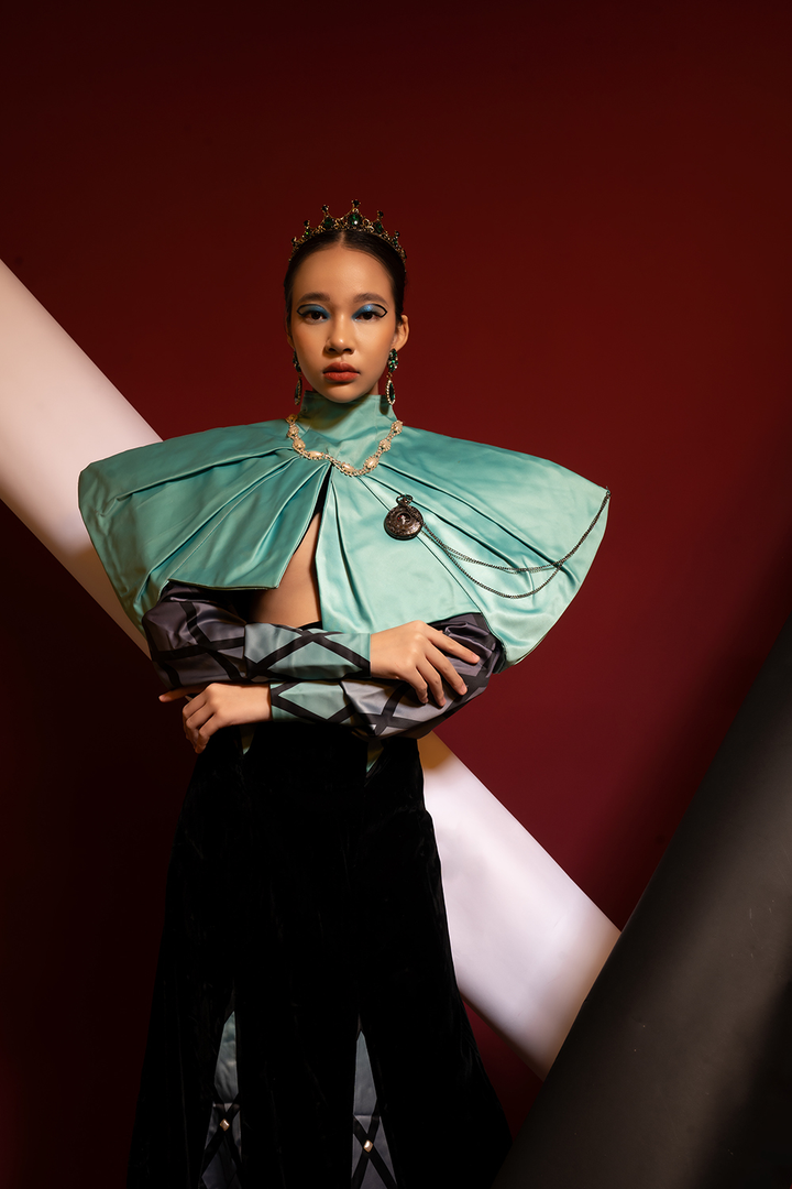 Mẫu nhí khoe thần thái hút hồn như nữ hoàng bước ra từ xứ sở thần tiên - 3